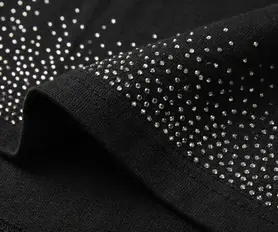 Precision heat-pressed rhinestone gradients
